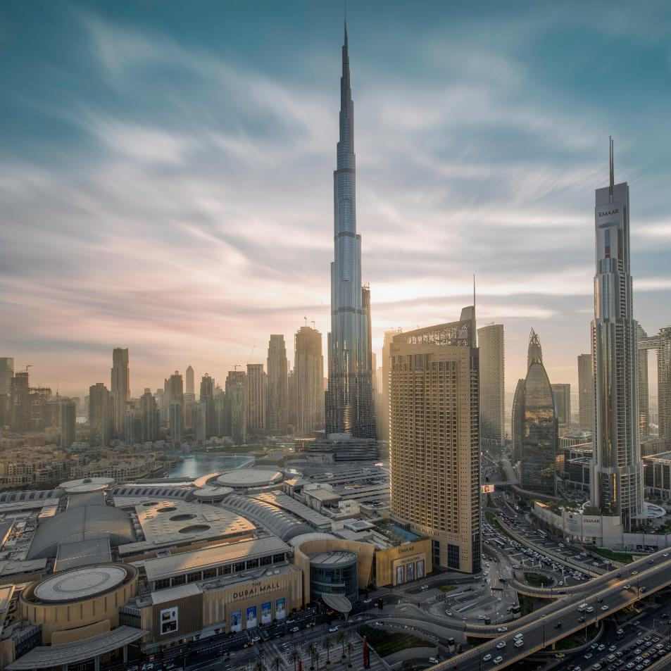Burj Khalifa by Riyas Mohammed